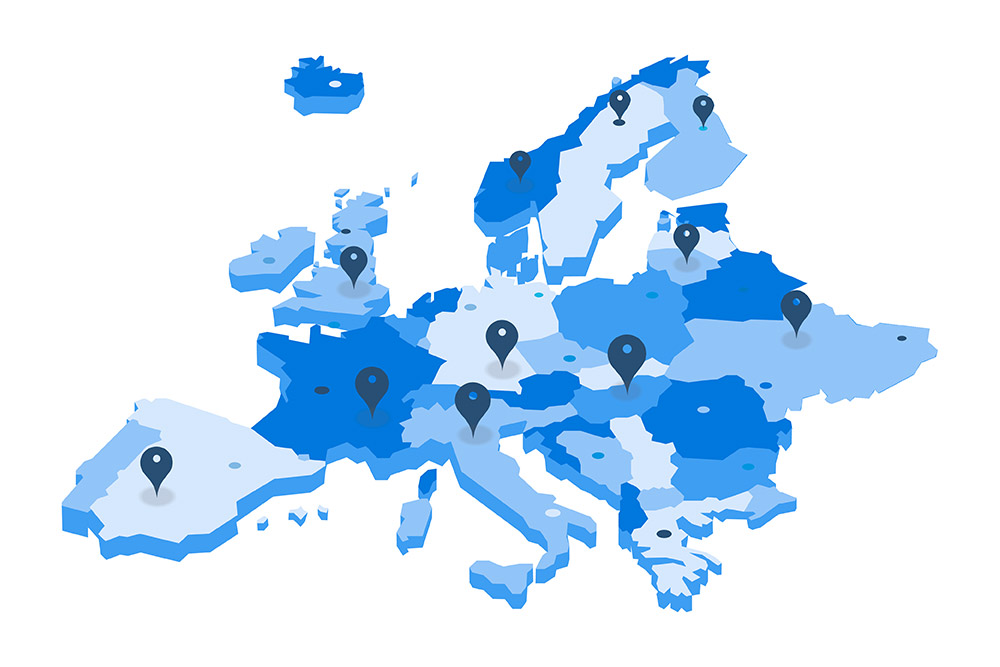 Een blauwe kaart van Europa met meerdere spelden die de vele locaties van vertrouwde Ford Pro voertuigombouwers markeren.